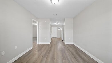 7810 Glass St in Houston, TX - Building Photo - Building Photo