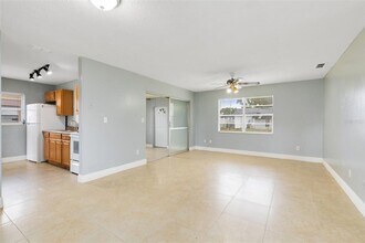 4469 King Cole Blvd in Orlando, FL - Building Photo - Building Photo