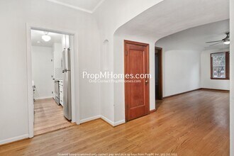 6736 S Virginia Ave in Portland, OR - Building Photo - Building Photo