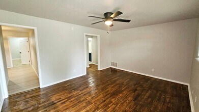 1635 NE 50th St in Oklahoma City, OK - Building Photo - Building Photo