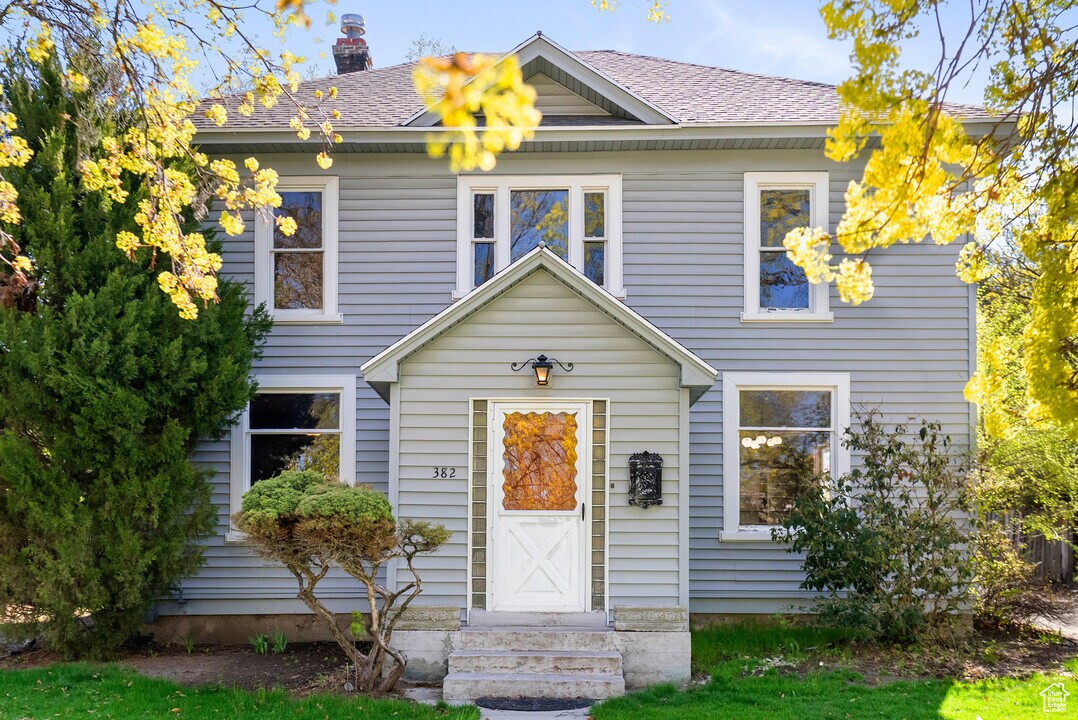382 N 400 E in Logan, UT - Building Photo