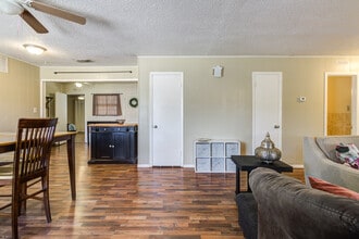 2812 62nd St in Lubbock, TX - Building Photo - Building Photo