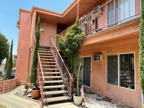 Bali Apartments in Tujunga, CA - Building Photo - Building Photo