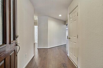 50 Drifting Shadows Cir in Conroe, TX - Building Photo - Building Photo