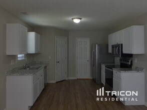 130 Honey Tree Rd in Columbia, SC - Building Photo - Building Photo
