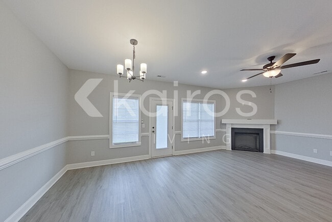 3705 Oak Leaf Wy, Unit 116-307 in Greenville, NC - Building Photo - Building Photo