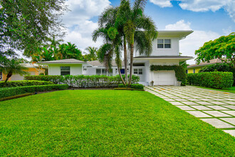 1110 Seaspray Ave in Delray Beach, FL - Building Photo - Building Photo