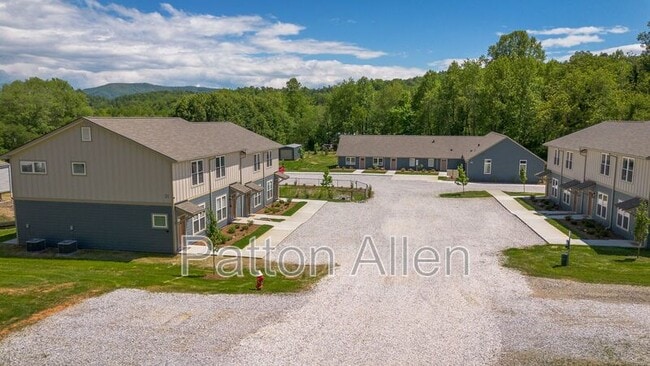 property at 44 Catawba Valley Ct