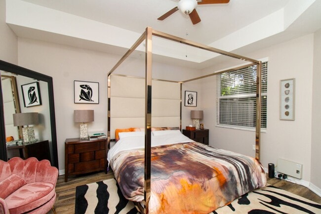 1355 Mariposa Cir in Naples, FL - Building Photo - Building Photo