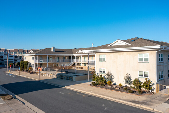 Ocean Bay Condominiums in Longport, NJ - Building Photo - Building Photo