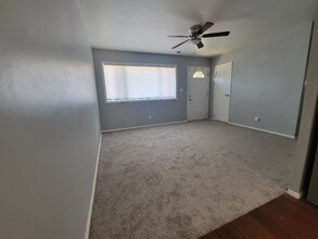 1460 Ironwood Dr in Fairborn, OH - Building Photo - Building Photo