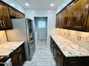 8623 N Lagoon Dr in Panama City Beach, FL - Building Photo - Building Photo