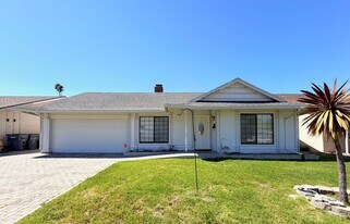 237 Amherst Pl in Lompoc, CA - Building Photo