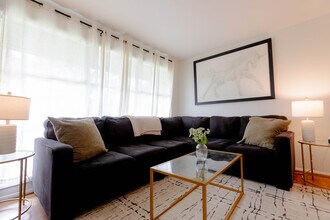 1404 36th St N in Birmingham, AL - Foto de edificio - Building Photo