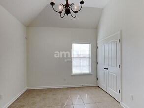 10361 Cooper Ridge Cv in Cordova, TN - Foto de edificio - Building Photo