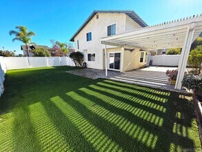 2230 Ledgeview Ln in Spring Valley, CA - Building Photo - Building Photo