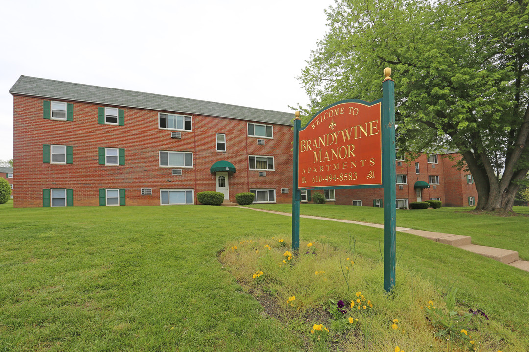 Brandywine Manor in Aston, PA - Building Photo