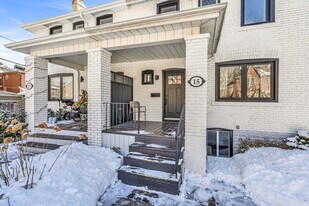 15 Avion Ave in Toronto, ON - Building Photo