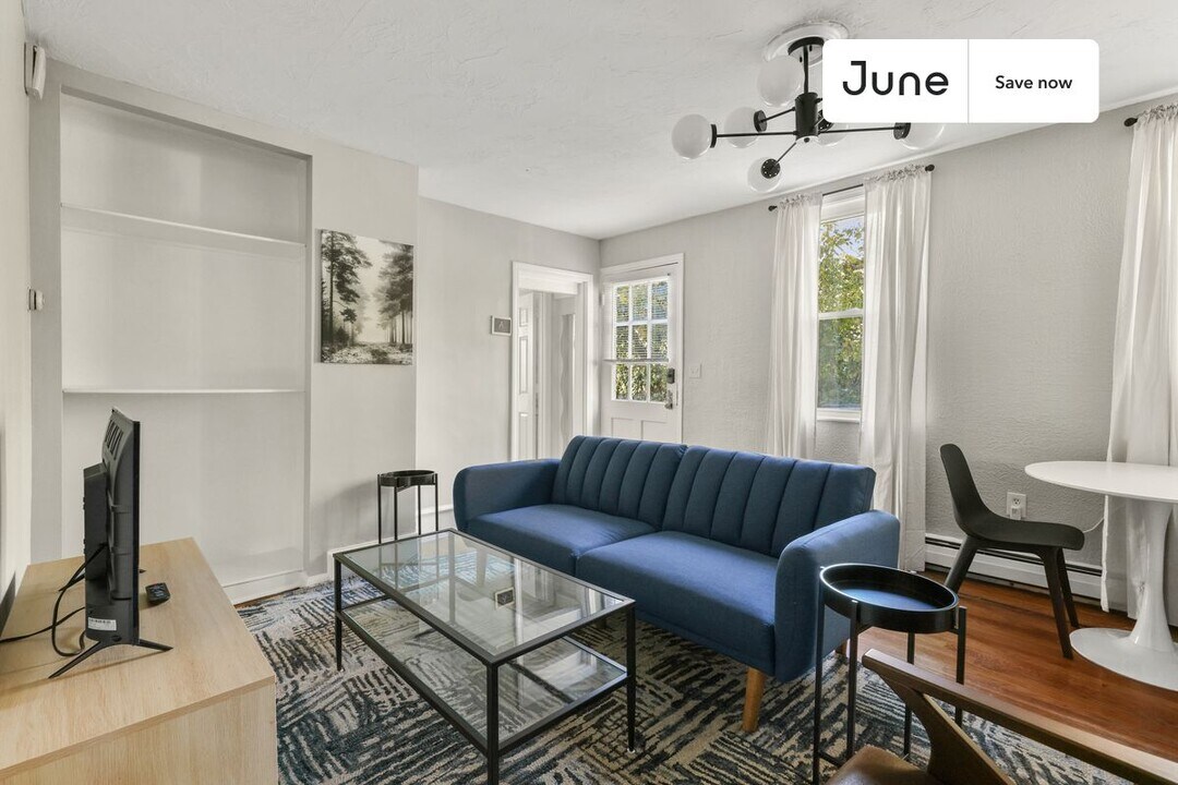 14-18 Bacon Street in Boston, MA - Foto de edificio