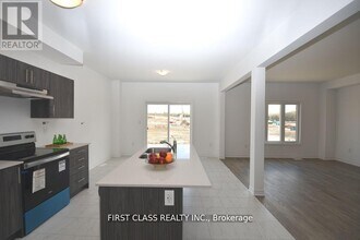 71 Wheatfield Rd in Barrie, ON - Building Photo - Building Photo