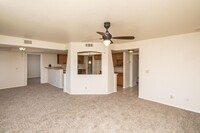 3515 Mockingbird Dr in Lake Havasu City, AZ - Foto de edificio - Building Photo