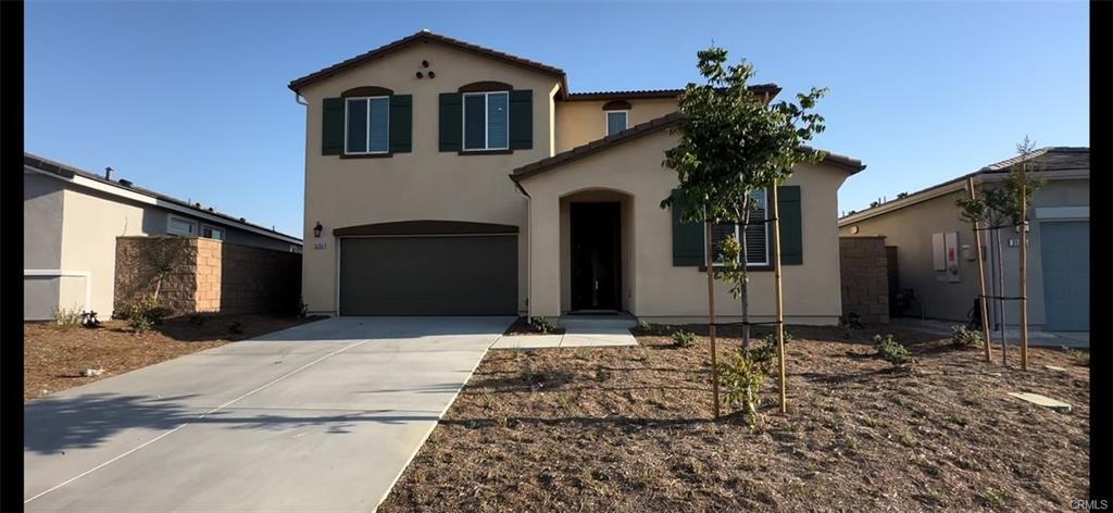 35309 Hutchison Pl in Beaumont, CA - Foto de edificio