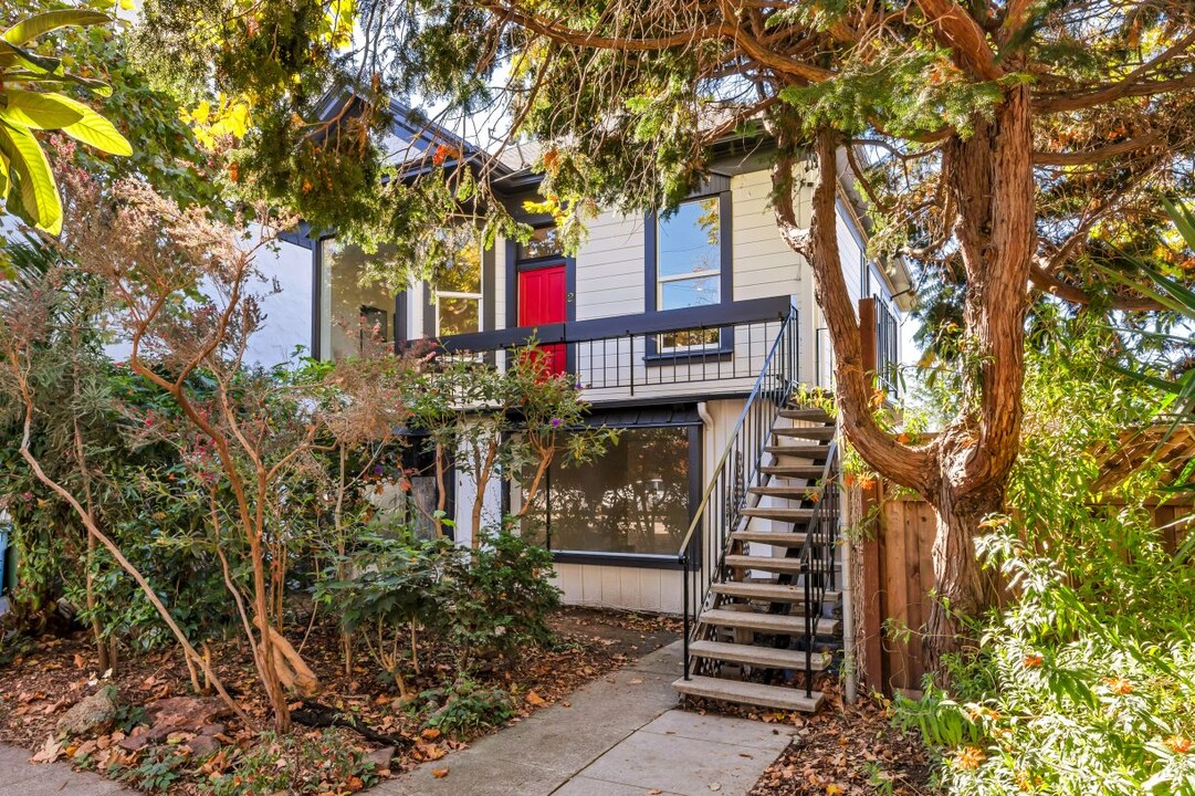 2118 McKinley Ave in Berkeley, CA - Building Photo