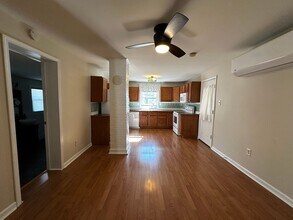 1004 Montreat Rd in Black Mountain, NC - Building Photo - Building Photo