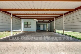 1005 SW 63rd St in Oklahoma City, OK - Building Photo - Building Photo
