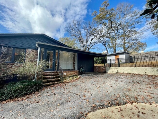 Updated Single Family Home in Auburn, AL - Building Photo - Building Photo