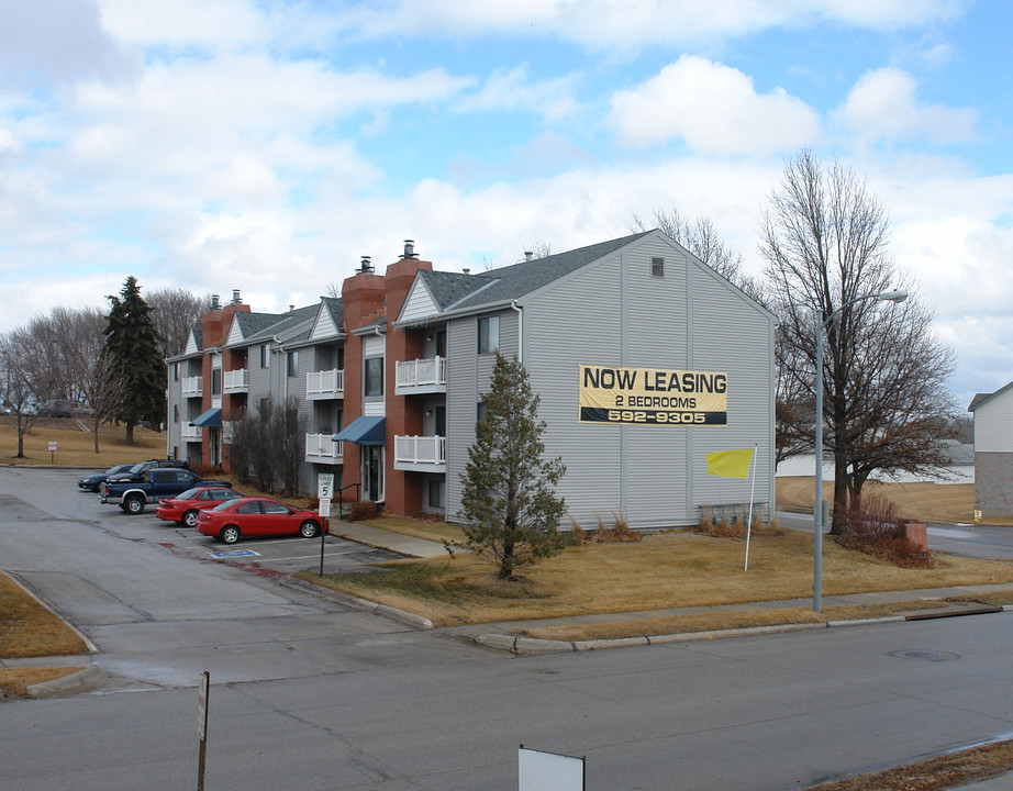 Patrick's Place in Papillion, NE - Foto de edificio