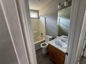 402 Wilmington Dr in Warner Robins, GA - Building Photo - Building Photo