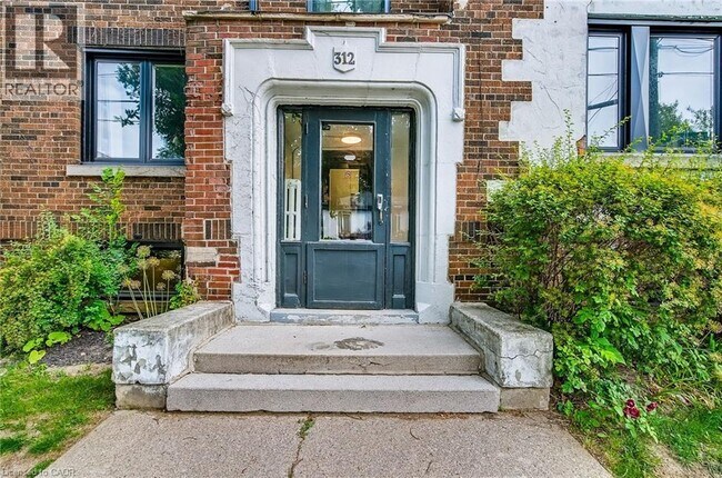 312 Aberdeen Ave in Hamilton, ON - Building Photo - Building Photo