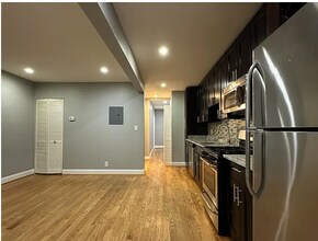 1321 Orren St NE in Washington, DC - Foto de edificio - Building Photo