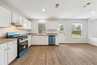 1518 Hunter Green Ln in Fresno, TX - Building Photo - Building Photo