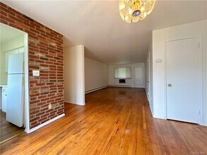 321 Titusville Rd-Unit -13 in Poughkeepsie, NY - Building Photo - Building Photo