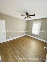 9607 Whistler Pl in Overland, MO - Building Photo - Building Photo