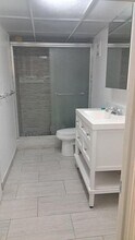 1758 NW 55th Ave, Unit 102 in Lauderhill, FL - Building Photo - Building Photo