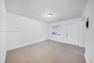 13251 Memorial Hwy in Miami, FL - Building Photo - Building Photo