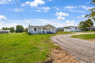 17982 CR 4104 in Lindale, TX - Building Photo - Building Photo