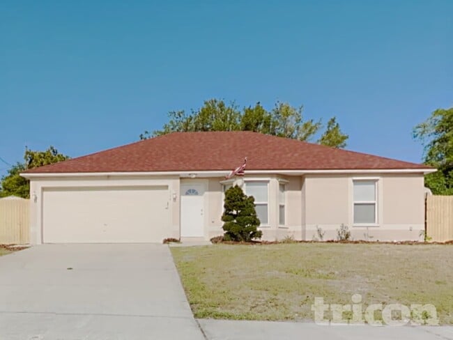 164 Larchmont Dr in Deltona, FL - Foto de edificio - Building Photo