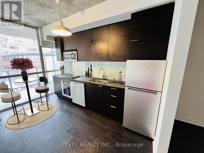 478 King St W in Toronto, ON - Building Photo - Building Photo