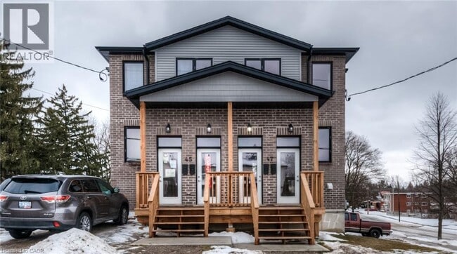 45 Heiman St in Kitchener, ON - Building Photo - Building Photo