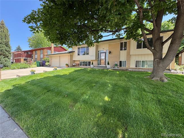 property at 8192 E Oxford Dr