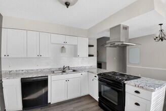 703 Mallard Dr in Jacksonville, NC - Building Photo - Building Photo