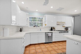 519 28th St in West Palm Beach, FL - Building Photo - Building Photo