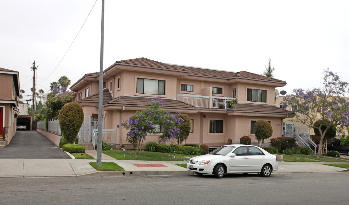 1158-1160 Thompson Ave in Glendale, CA - Building Photo