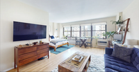 1390 1/2 2nd Ave, Unit 2A in New York, NY - Building Photo - Building Photo