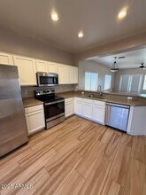 6511 W Range Mule Dr in Phoenix, AZ - Building Photo - Building Photo