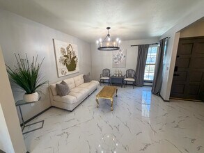 1518 Cinderella Ave in Norman, OK - Building Photo - Building Photo